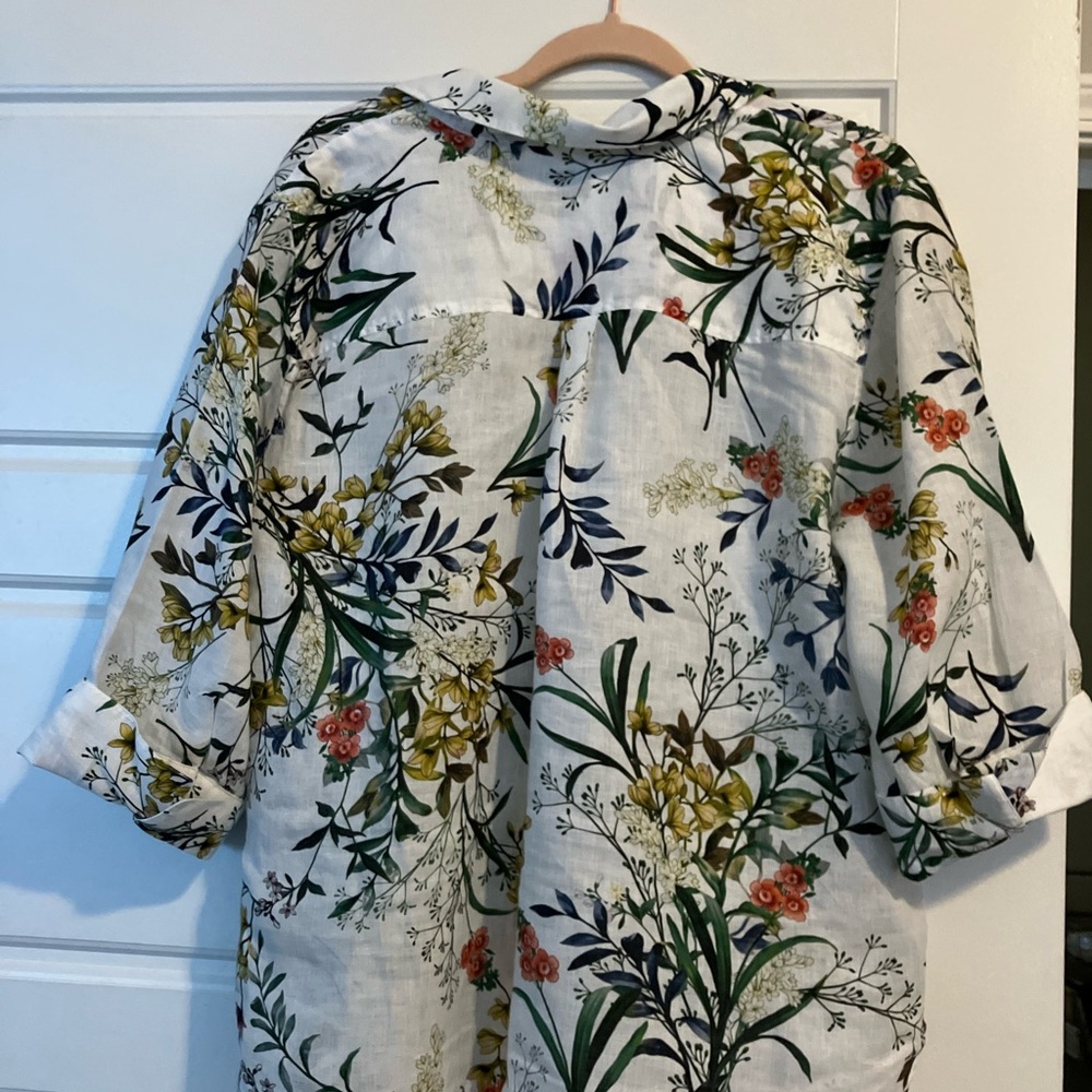 Chico’s linen blouse - Picture 2 of 5